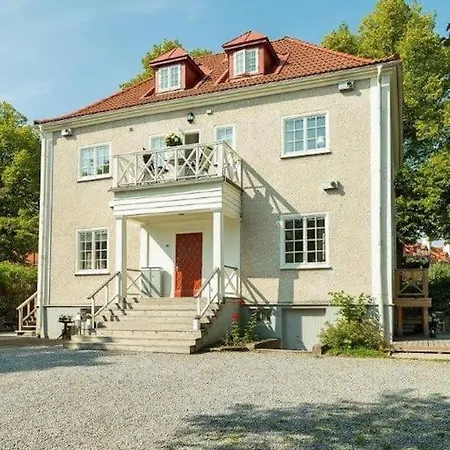 Beautiful And Modern Accommodation Near Stockholm City Exterior photo